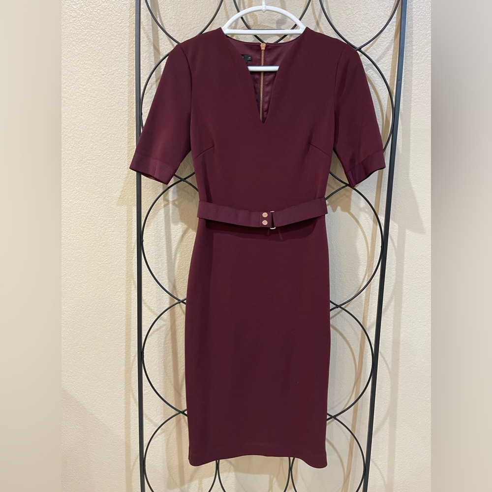 Ted Baker pencil midi. Excellent condition. Size 2 US
